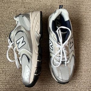 New Balance 530's